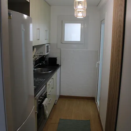 A Minute De La Plage! Apartment *